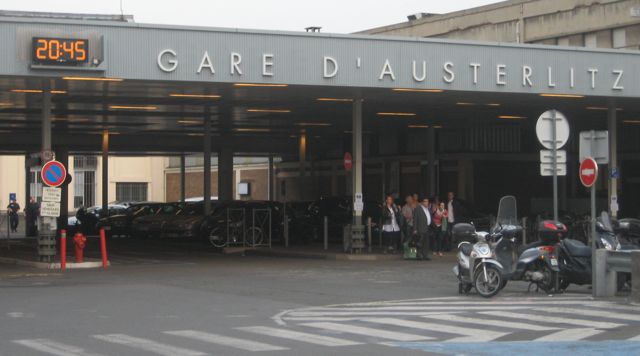 Front of Gare D\'Austerlitz