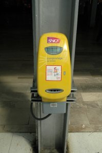 TGV Ticket Validation Machine