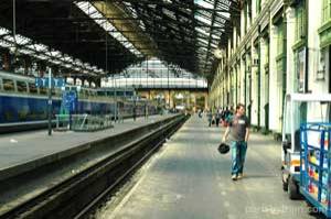Gare de Lyon Train Station Blue Yellow Platform Crossing