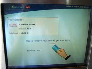 Paris Train Ticket Machine Remove Card