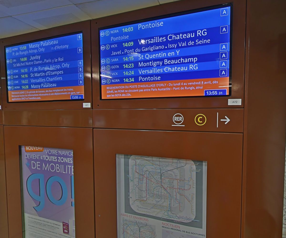 Paris to Chateau Versailles by Train Paris by Train Paris to Chateau Versailles by Train Paris by Train