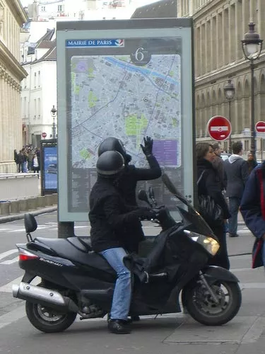 best way to travel paris metro