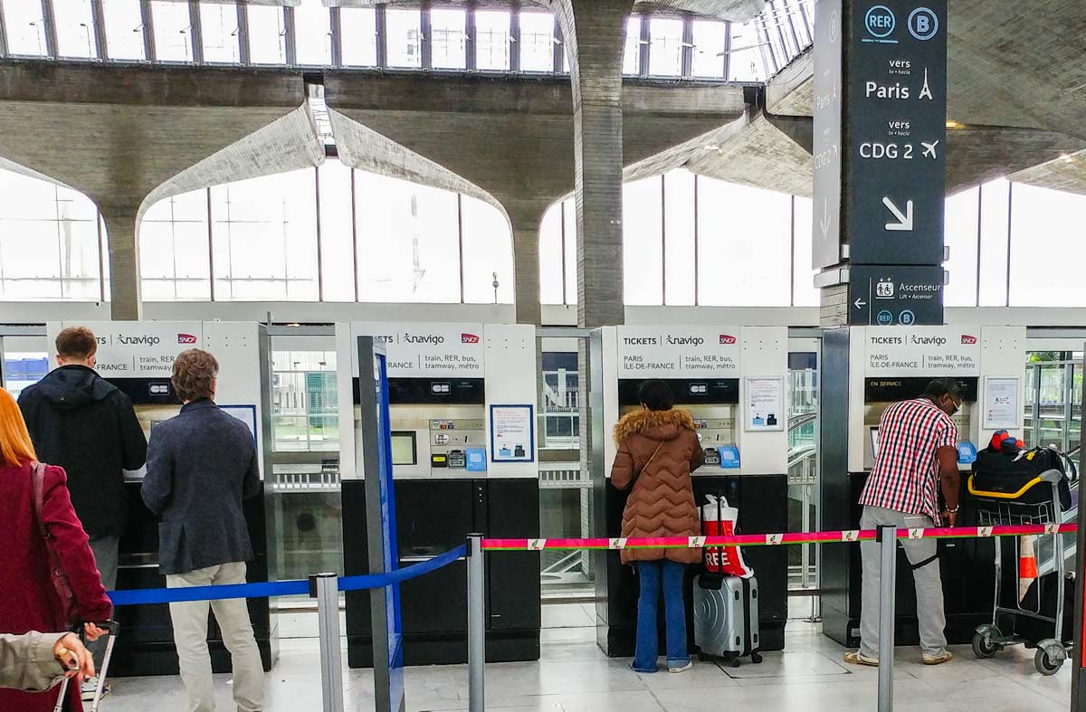 train ticket machines in CDG Airport T1 T3 train station