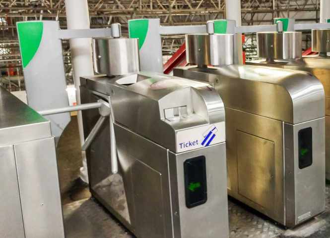 Paris Metro RER Turnstile